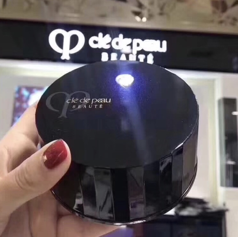 貴婦奶油肌CPB散粉肌膚之鑰光紗蜜粉26g定妝控油持久裸妝細膩柔滑在類目 彩妝/香水/美妝工具, 蜜粉/散粉中 - 來自Buy2taobao.com提供專業的淘寶代購服務