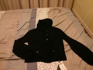 全新<em>哥弟</em>黑色羊绒连帽<em>开衫</em> - 淘宝生活