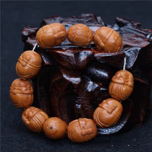 《双面十八罗汉》苏州核雕名家<em>陈二妹</em>作品10