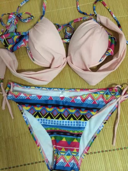 亦蔻正品分体三角玫红荧光比基尼女泳衣大小胸聚拢钢托泳装bikini