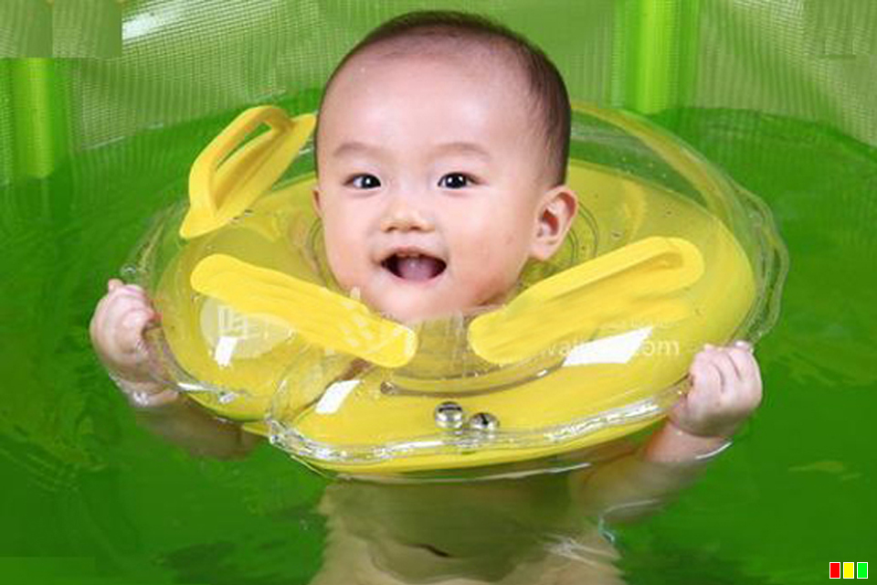 【创意英国小区牛津街】婴幼儿游泳:抚触按摩