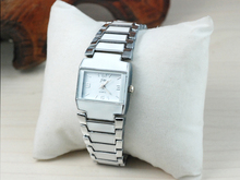 Corea del cuadro femenino de mesa blanco pulsera elegante bolso de diseño clásico, la señora de la moda