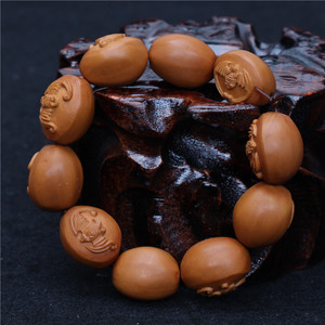 《双面十八罗汉》苏州核雕名家<em>陈二妹</em>作品10