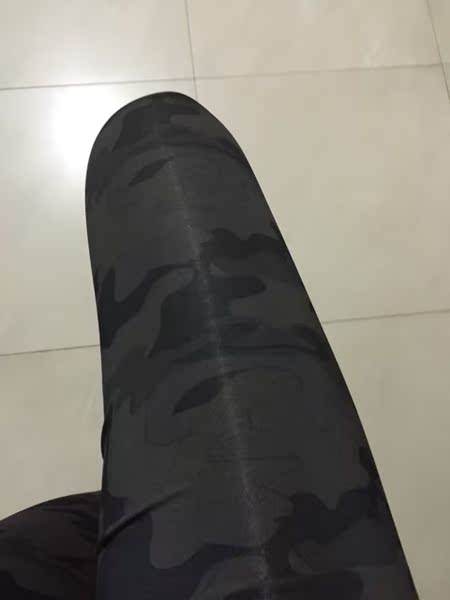 暴走的萝莉靓款 大牌简约迷彩运动瑜伽跑步健身跳操 紧身高弹长裤