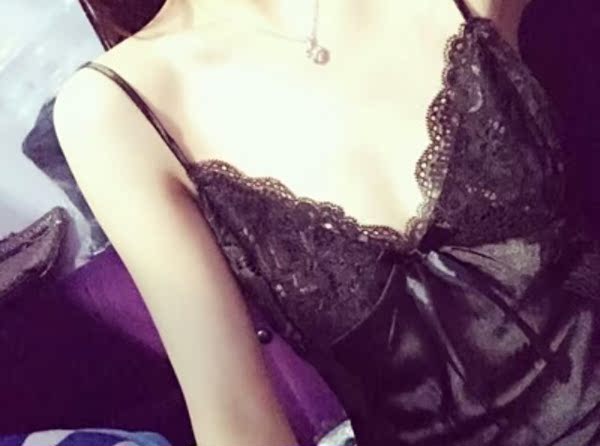 性感睡衣女 粉红丝绸睡裙女诱惑 冬 黑色镂空家居吊带裙 春季