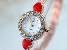 Pulsera de pequeño y exquisito reloj de diamantes señoras reloj pulsera de moda clásica Sra. anillo de diamantes anillo