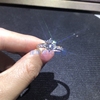 新品18k白铂金D色莫桑石戒指克拉六爪碎钻结订婚求婚女戒指环礼物 新品18k白铂金D色莫桑石戒指克拉六爪碎钻结订婚求婚女戒指环礼物