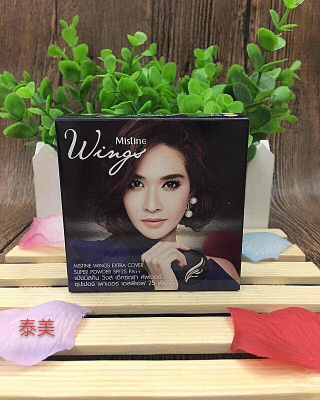 泰国mistine羽翼粉饼定妆遮瑕防水防汗遮瑕提亮肤色在类目 彩妆/香水/美妆工具, 粉饼中 - 来自Buy2taobao.com提供专业的淘宝代购服务