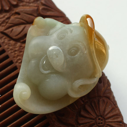 俏皮可爱翡翠猪猪挂件(带视频)+–+珍品拍卖-
