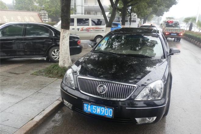 牌号为苏A5W900别克牌SGM7240ATA型小型