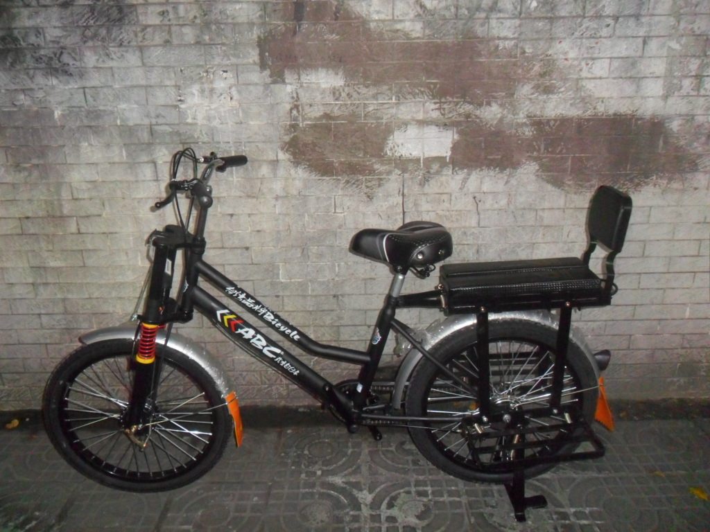 Двухместный / трехместный велосипед abc牌载重自行车驼货自行车可伸缩载重车老款自行车载小孩自行车 domestic brand truck bike camel retractable old bicycle/borne children themselves