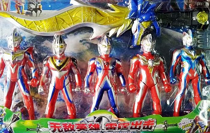 Ultraman игруша 588 Ultraman игруша 588