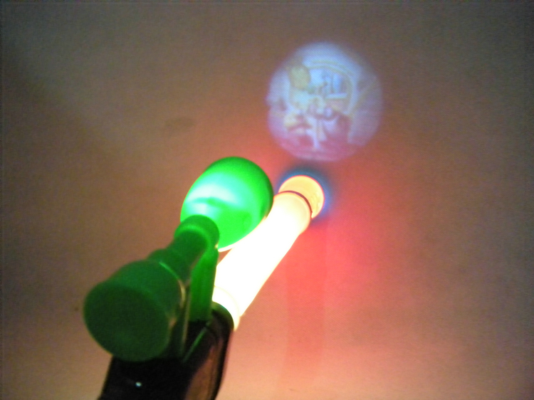 【熊出没光头强音乐投影枪6699 仿真玩具枪八