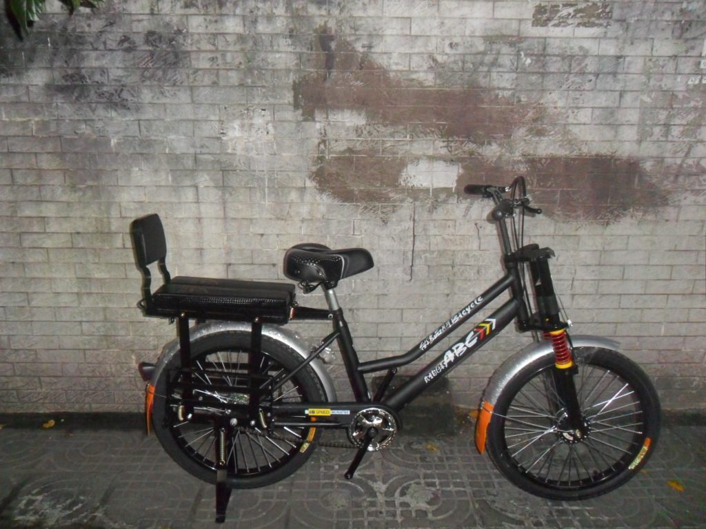 Двухместный / трехместный велосипед abc牌载重自行车驼货自行车可伸缩载重车老款自行车载小孩自行车 domestic brand truck bike camel retractable old bicycle/borne children themselves